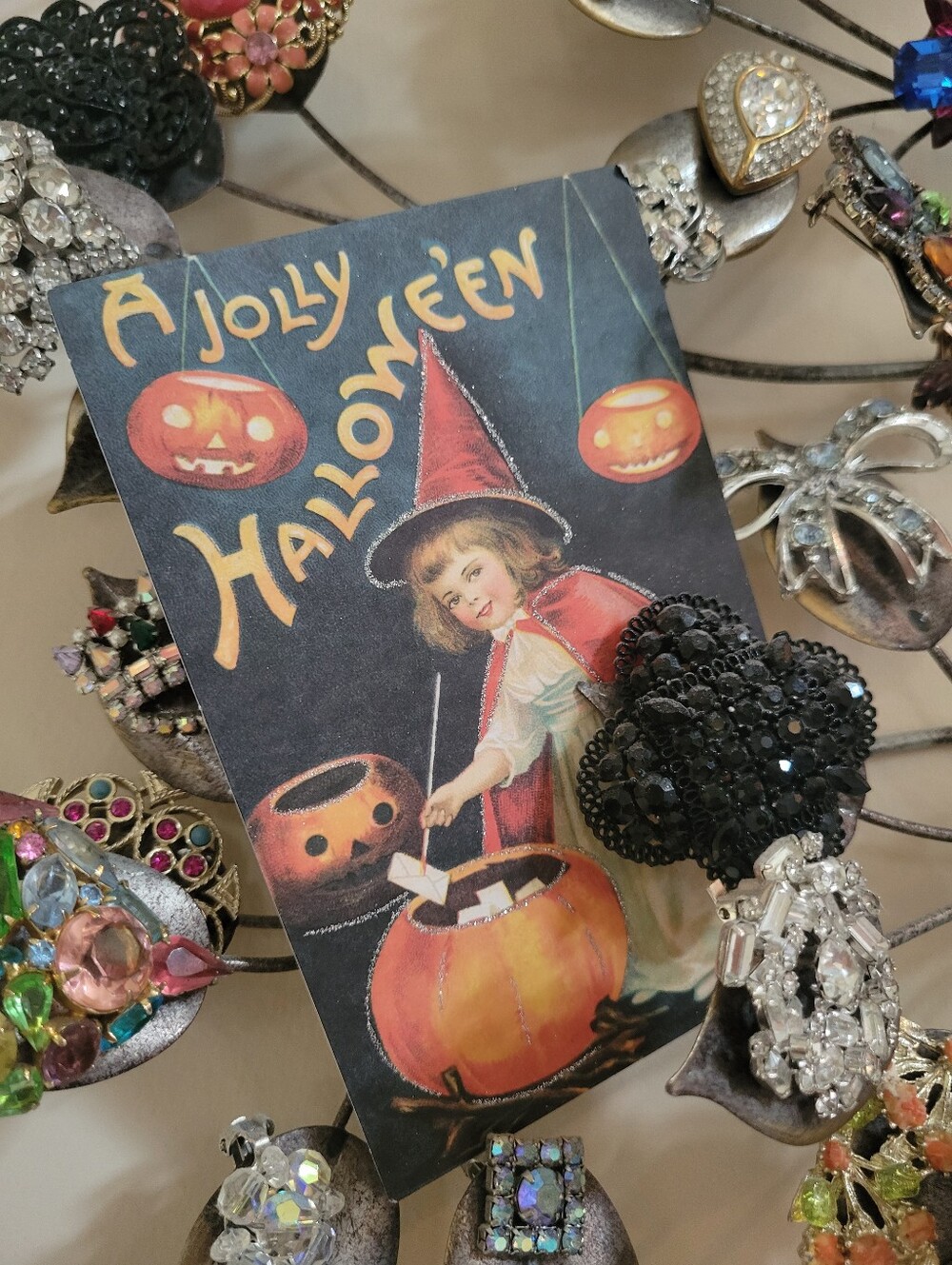 Halloween Postcards (6) Cavallini Papers & Co Vintage Look  Glitter Accent Cute